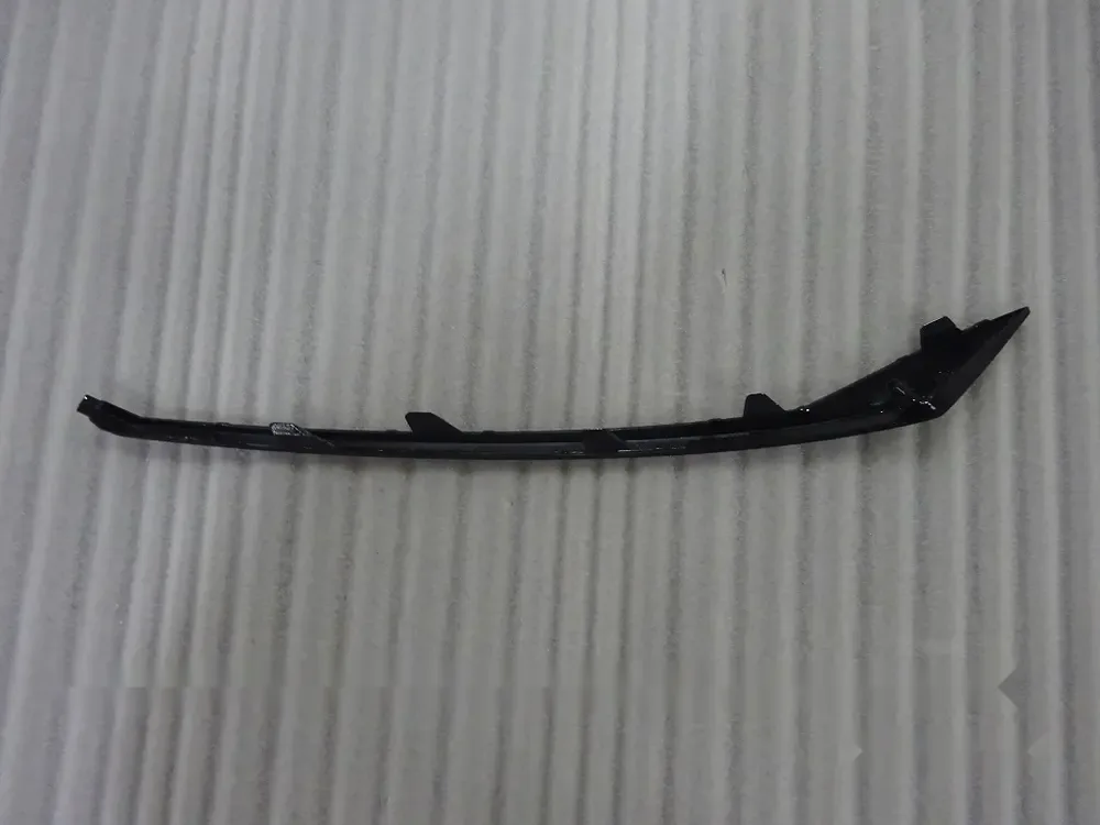 قاب تزئینی سپر جلو چپ مشکی براق بی وای دی Qin Plus DM-i – 13176490-00