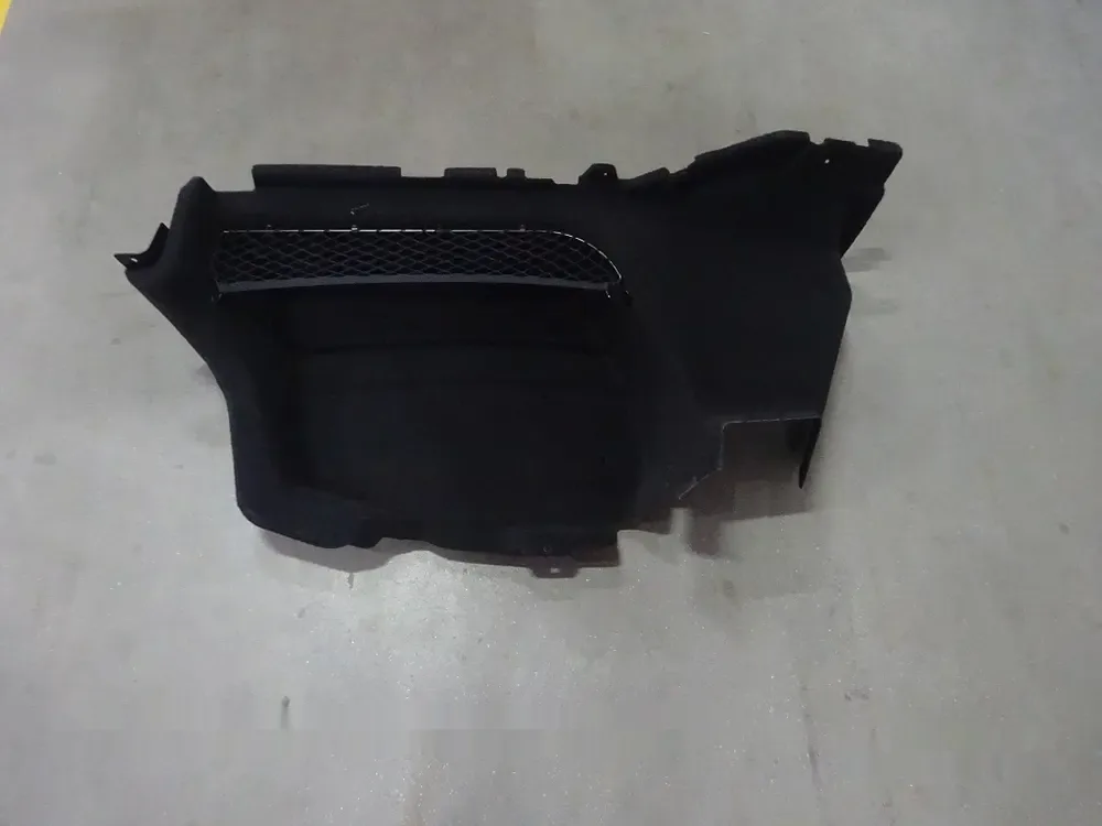 قاب داخلی صندوق راست بی وای دی Qin Plus DM-i – 13129231-00