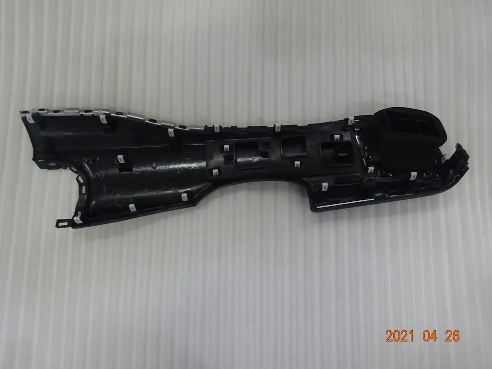 قاب تزئینی چپ داشبورد بی وای دی Qin Plus DM-i – 13129728-00