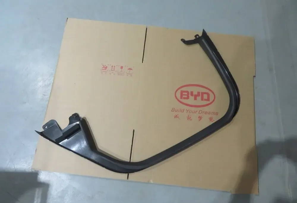 قاب چهارچوب شیشه در عقب چپ بی وای دی Han EV/DM-i – 12633711-00
