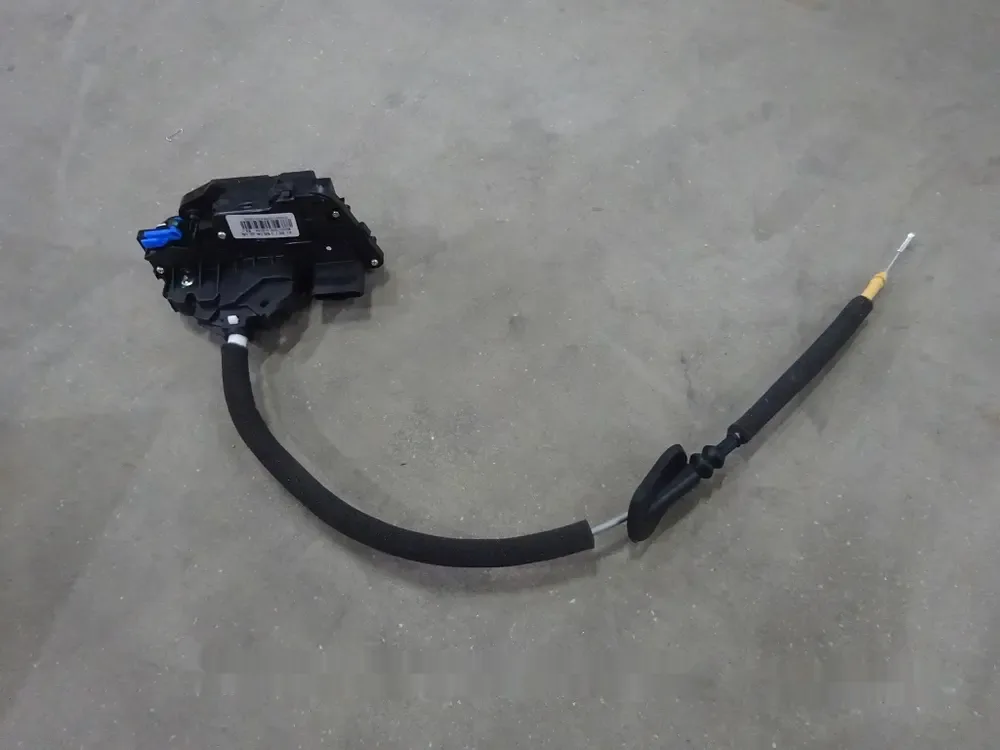 قفل در جلو راست بی وای دی Atto 3 EV – 13167831-00