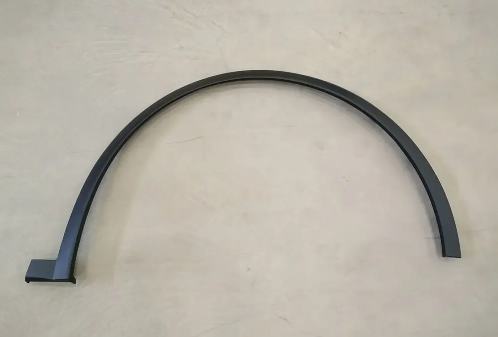قاب روی گلگیر جلو راست مشکی بی وای دی Tang DM-i – 12181926-00