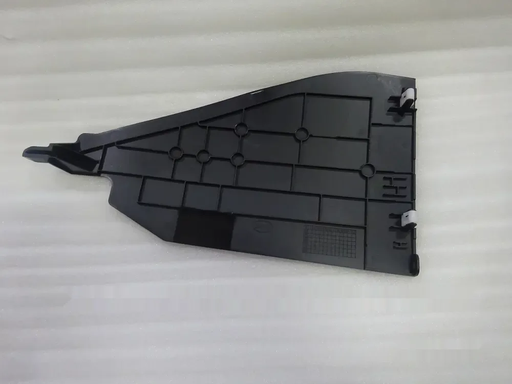 قاب جلو چپ کنسول وسط بی وای دی Qin Plus DM-i/EV – 13129071-00