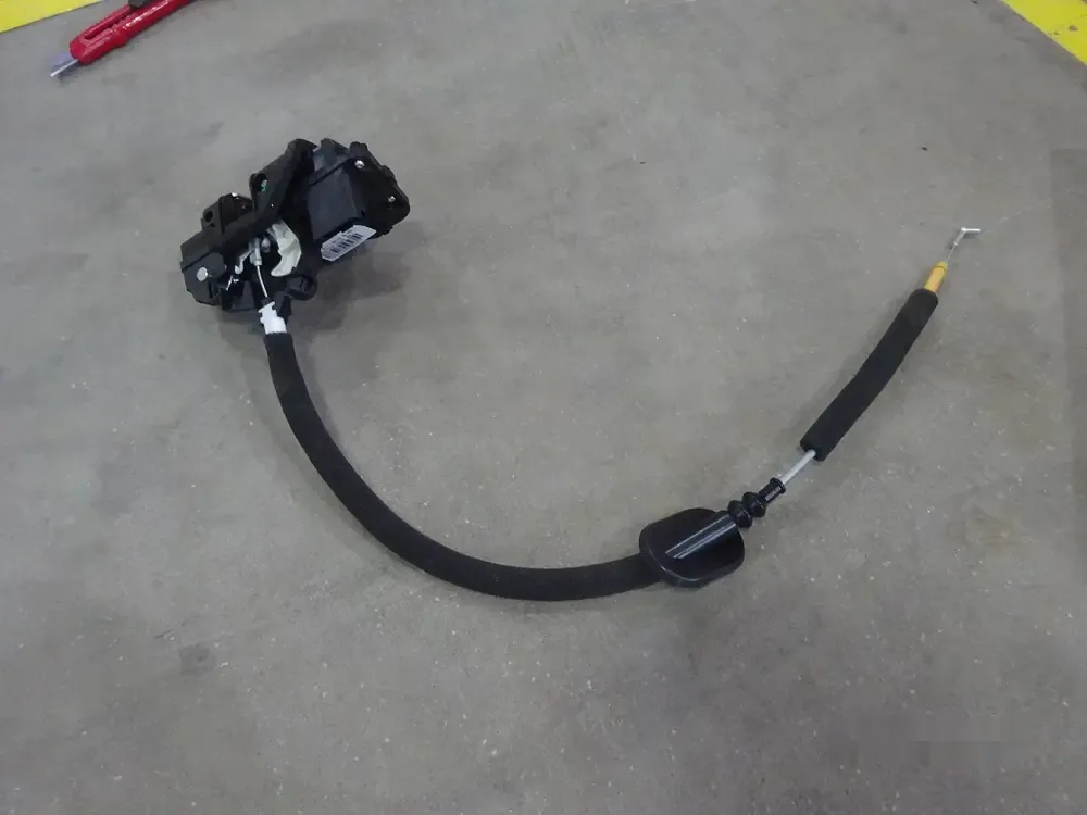 قفل در جلو چپ بی وای دی Atto 3 EV – 13167829-00